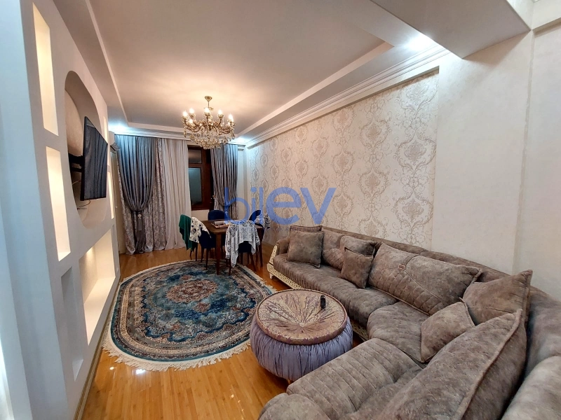 Aylıq Kirayə 3 otaqlı Yeni Tikili bina evi  120m², Bakı