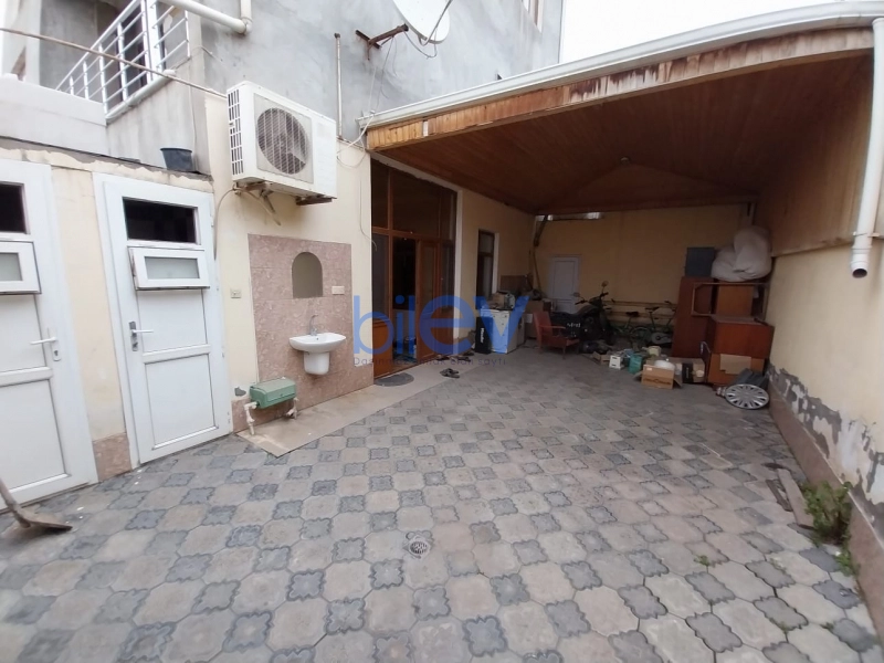Satış 8 otaqlı Həyət evi  450m², Bakı