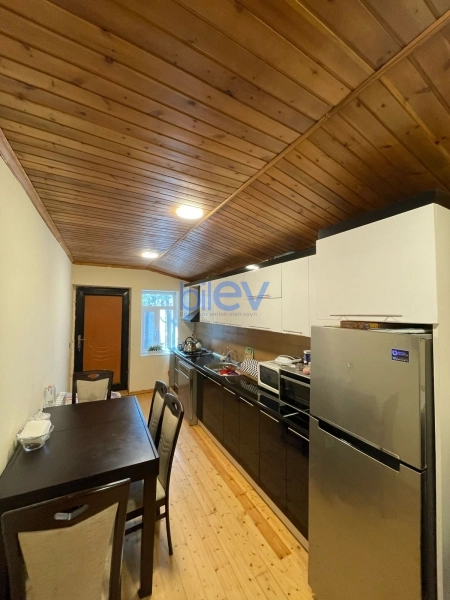 Satış 6 otaqlı Həyət evi  240m², Bakı