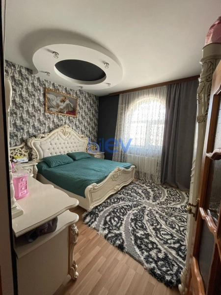 Satış 6 otaqlı Həyət evi  240m², Bakı
