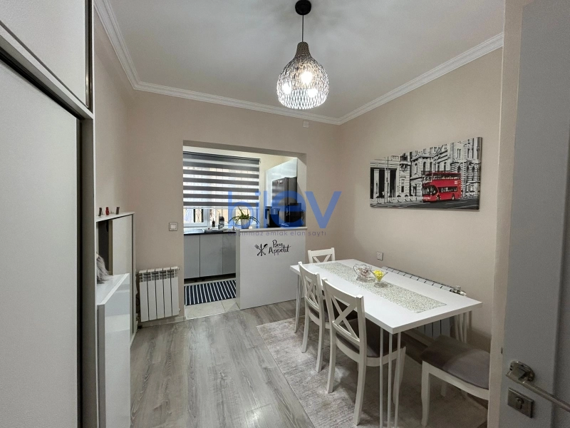 Satış 2 otaqlı Köhnə Tikili bina evi  50m², Bakı