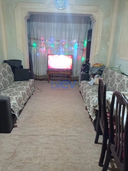 Satış 2 otaqlı Köhnə Tikili bina evi  44m², Bakı