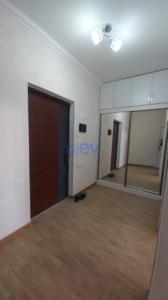 Aylıq Kirayə 2 otaqlı Yeni Tikili bina evi  68m², Bakı