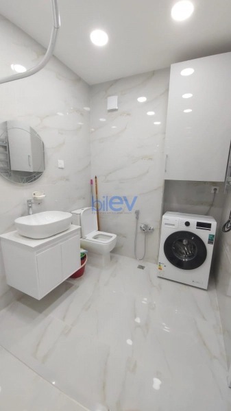 Aylıq Kirayə 2 otaqlı Yeni Tikili bina evi  68m², Bakı