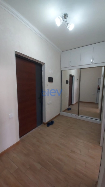Aylıq Kirayə 2 otaqlı Yeni Tikili bina evi  68m², Bakı