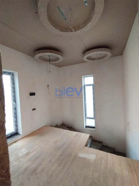 Satış 5 otaqlı Villa  140m², Bakı