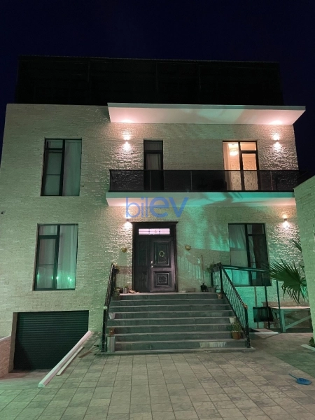 Satış 6 otaqlı Həyət evi  400m², Bakı