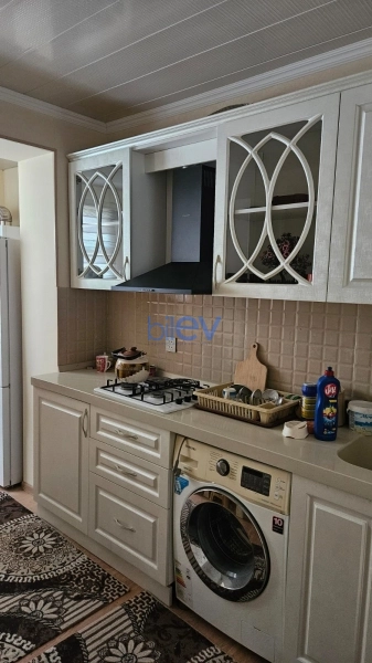 Satış 4 otaqlı Köhnə Tikili bina evi  86m², Bakı