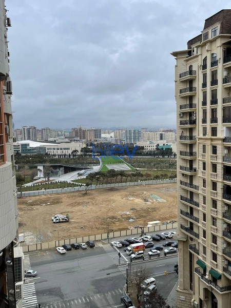 Satış 3 otaqlı Yeni Tikili bina evi  150m², Bakı
