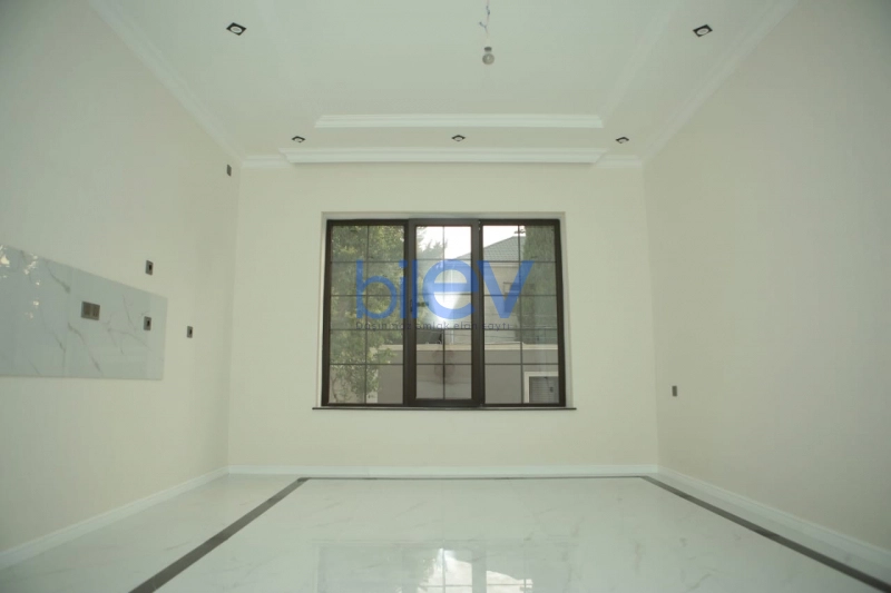 Satış 6 otaqlı Villa  375m², Bakı