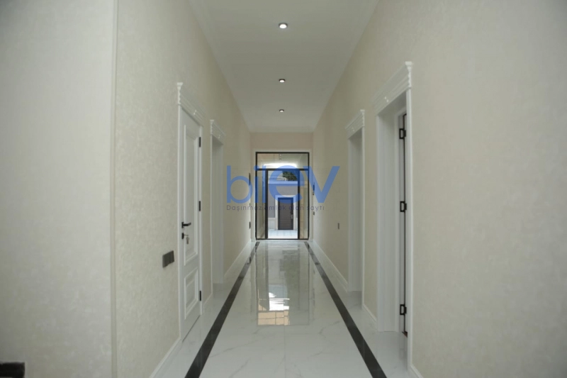 Satış 6 otaqlı Villa  375m², Bakı