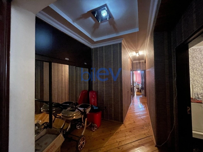 Aylıq Kirayə 3 otaqlı Yeni Tikili bina evi  120m², Bakı