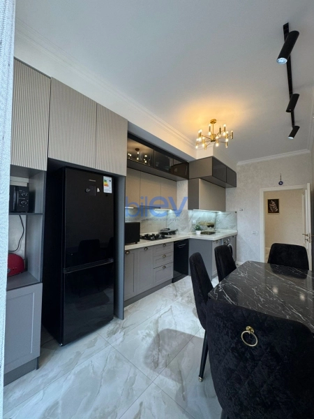 Satış 3 otaqlı Yeni Tikili bina evi  145m², Bakı