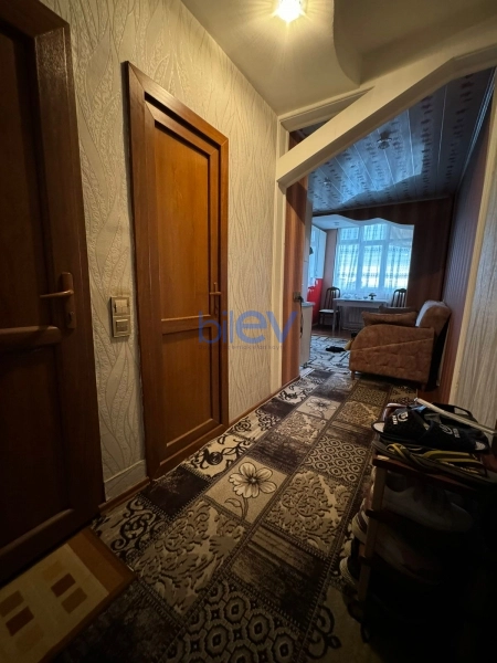 Satış 2 otaqlı Köhnə Tikili bina evi  60m², Xırdalan