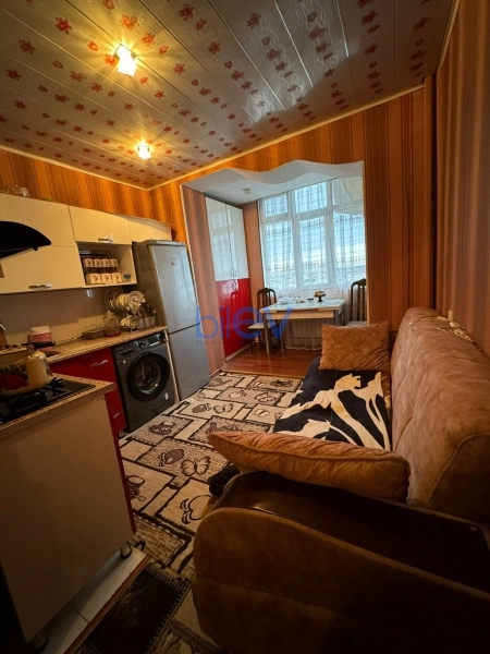 Satış 2 otaqlı Köhnə Tikili bina evi  60m², Xırdalan