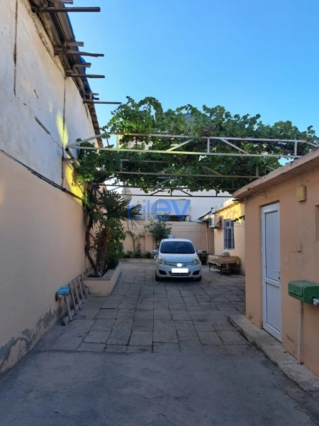 Satış 4 otaqlı Həyət evi  100m², Bakı