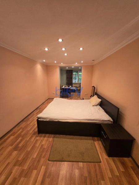 Satış 2 otaqlı Köhnə Tikili bina evi  40m², Bakı