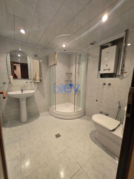 Satış 2 otaqlı Köhnə Tikili bina evi  40m², Bakı