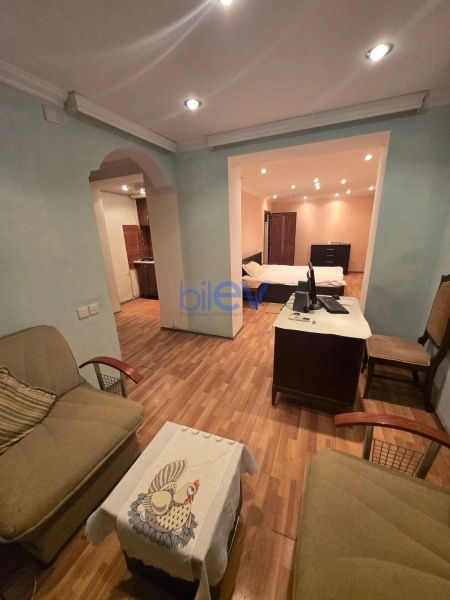 Satış 2 otaqlı Köhnə Tikili bina evi  40m², Bakı