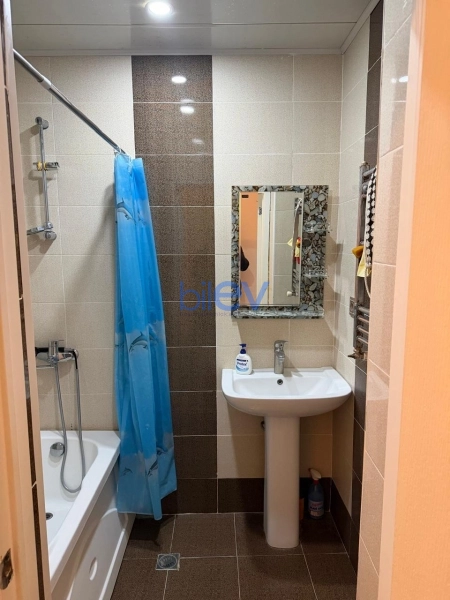Aylıq Kirayə 2 otaqlı Yeni Tikili bina evi  60m², Bakı