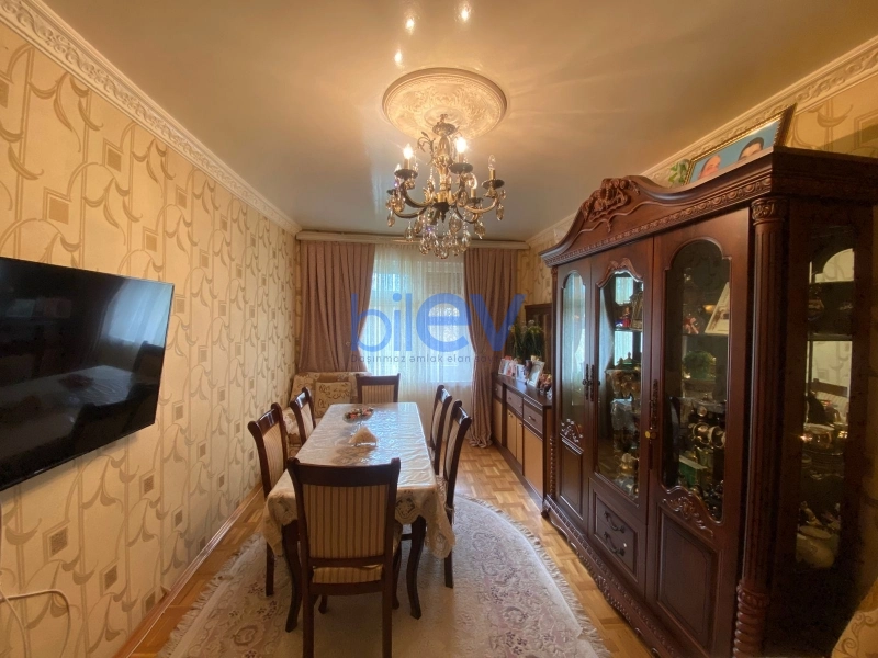 Satış 3 otaqlı Köhnə Tikili bina evi  70m², Bakı