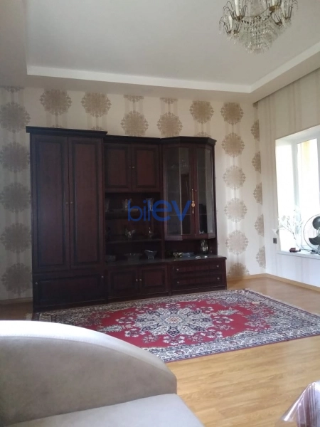 Aylıq Kirayə 2 otaqlı Köhnə Tikili bina evi  70m², Bakı