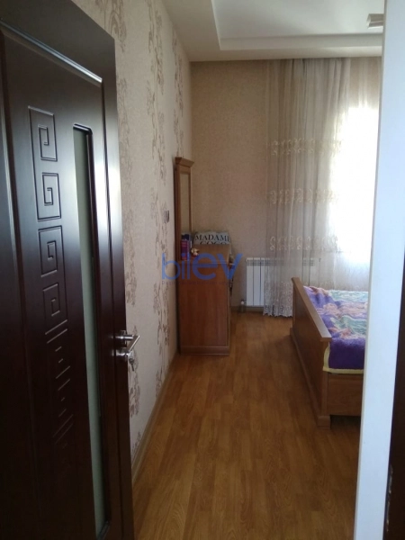 Aylıq Kirayə 2 otaqlı Köhnə Tikili bina evi  70m², Bakı