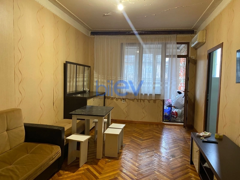 Aylıq Kirayə 2 otaqlı Köhnə Tikili bina evi  45m², Bakı