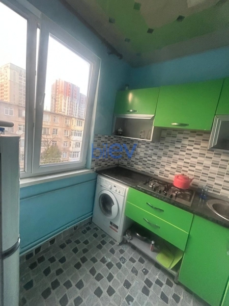 Aylıq Kirayə 2 otaqlı Köhnə Tikili bina evi  45m², Bakı