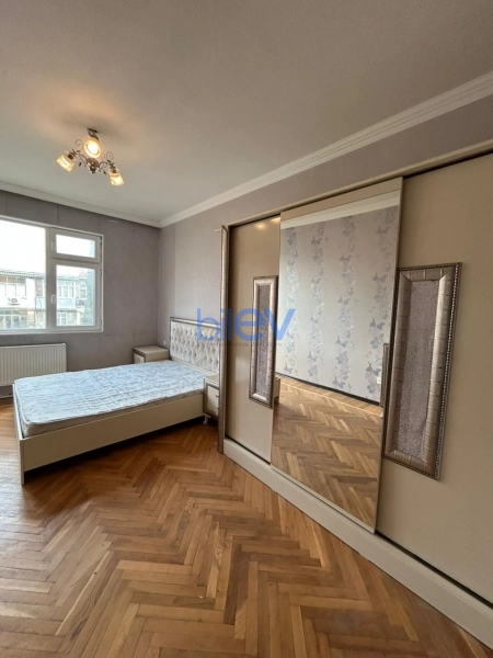 Aylıq Kirayə 2 otaqlı Köhnə Tikili bina evi  55m², Bakı