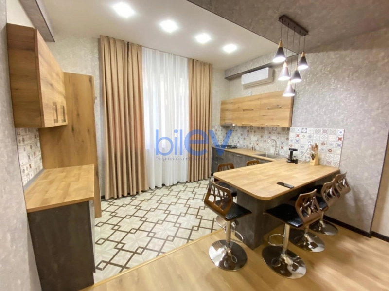 Aylıq Kirayə 2 otaqlı Yeni Tikili bina evi  70m², Bakı