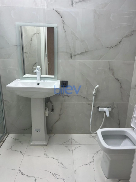 Aylıq Kirayə 2 otaqlı Yeni Tikili bina evi  61m², Bakı