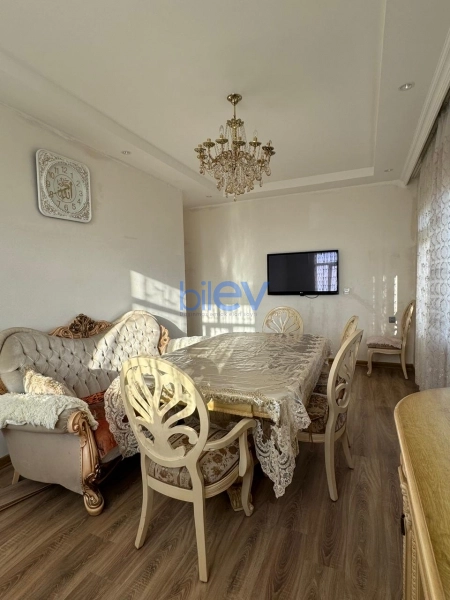 Aylıq Kirayə 2 otaqlı Yeni Tikili bina evi  80m², Bakı