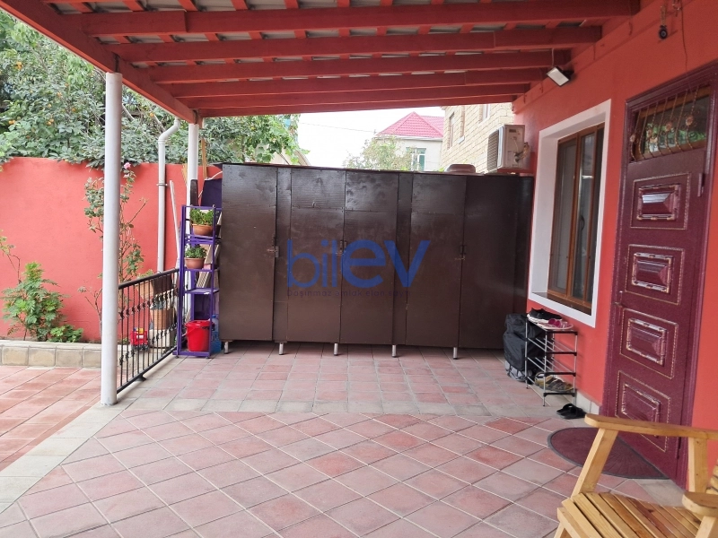 Satış 4 otaqlı Həyət evi  200m², Bakı