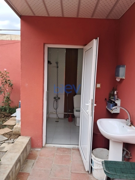 Satış 4 otaqlı Həyət evi  200m², Bakı