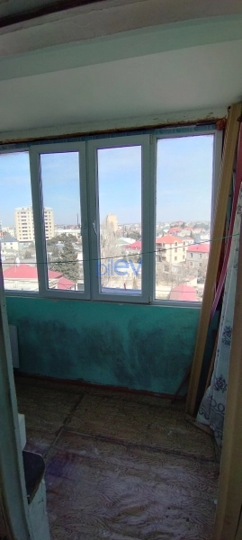 Satış 3 otaqlı Köhnə Tikili bina evi  80m², Bakı