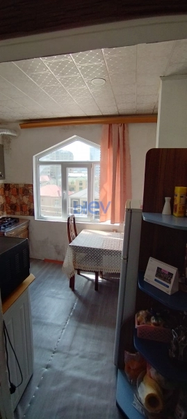 Satış 3 otaqlı Köhnə Tikili bina evi  80m², Bakı