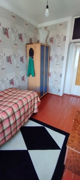 Satış 3 otaqlı Köhnə Tikili bina evi  80m², Bakı