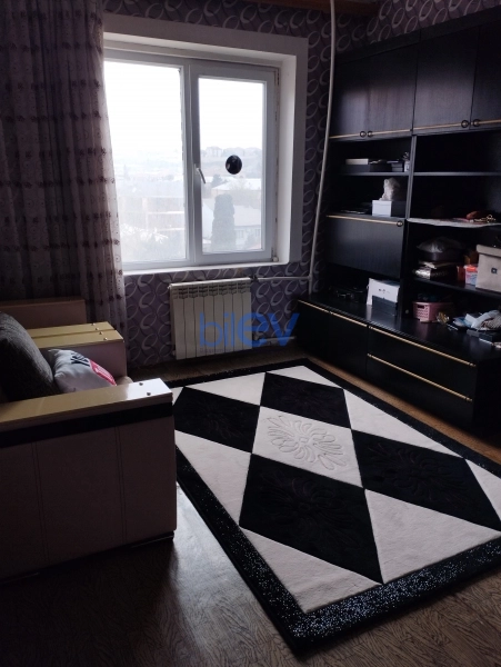 Satış 3 otaqlı Köhnə Tikili bina evi  80m², Bakı