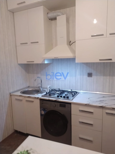 Aylıq Kirayə 1 otaqlı Yeni Tikili bina evi  55m², Bakı