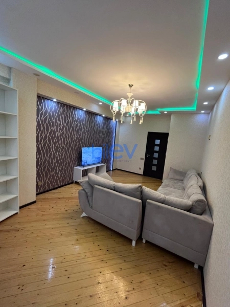Aylıq Kirayə 3 otaqlı Yeni Tikili bina evi  110m², Xırdalan