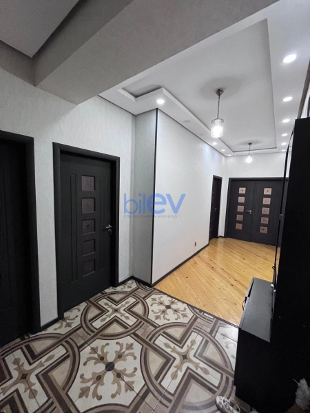 Aylıq Kirayə 3 otaqlı Yeni Tikili bina evi  110m², Xırdalan