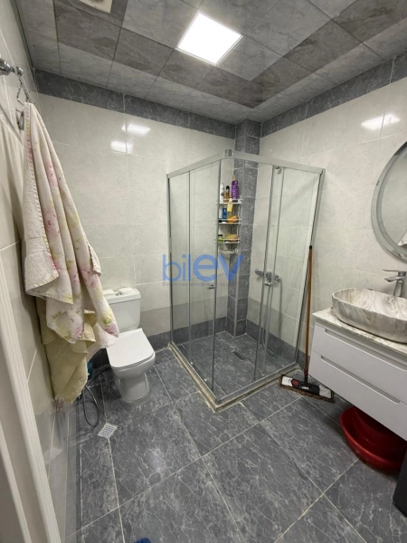 Satış 2 otaqlı Yeni Tikili bina evi  77m², Bakı