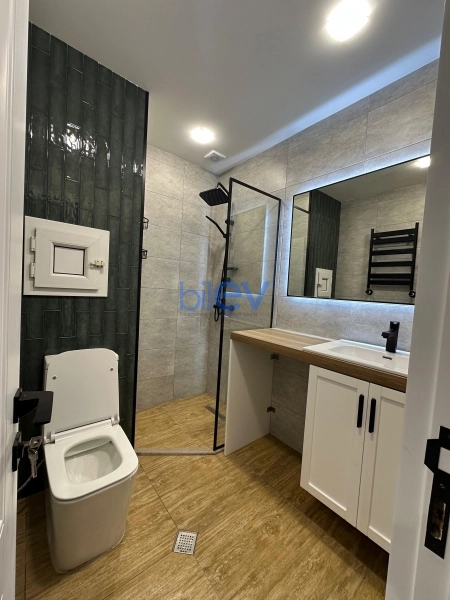 Satış 2 otaqlı Köhnə Tikili bina evi  42.00m², Bakı