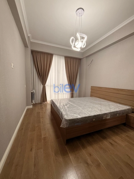 Aylıq Kirayə 3 otaqlı Yeni Tikili bina evi  80m², Bakı