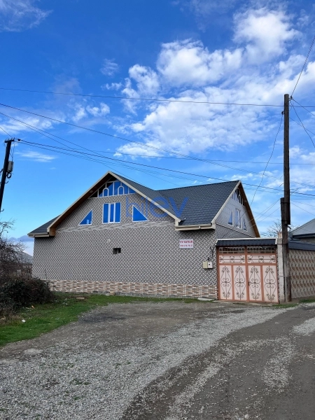 Satış 4 otaqlı Həyət evi  150m², Şəmkir