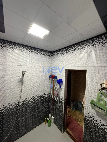 Satış 4 otaqlı Köhnə Tikili bina evi  96m², Sumqayıt