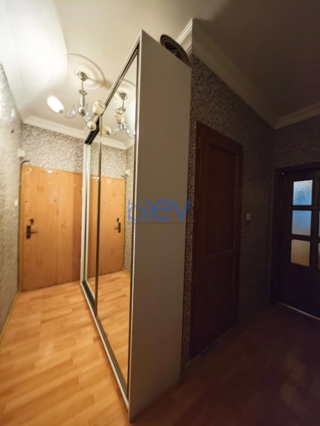 Satış 2 otaqlı Köhnə Tikili bina evi  47m², Bakı