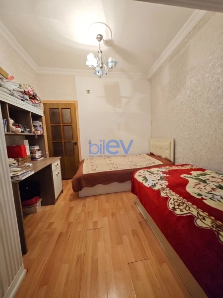 Satış 2 otaqlı Köhnə Tikili bina evi  47m², Bakı