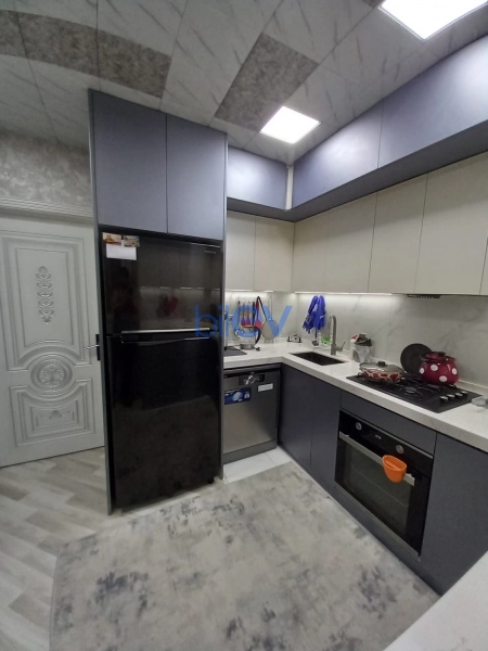 Satış 4 otaqlı Köhnə Tikili bina evi  118m², Sumqayıt